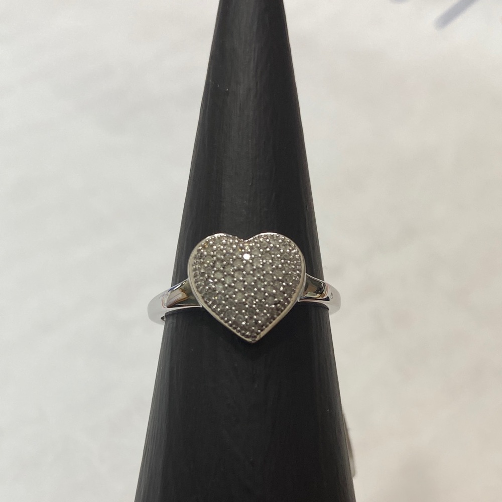JTV Sterling Silver Heart Diamond accent ring!